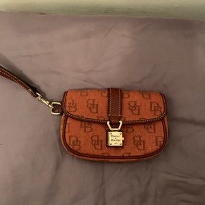 Dooney & Bourke Vintage Wrislet